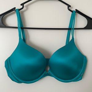 Victoria’s Secret very sexy push up